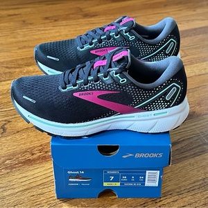 NIB Brooks Ghost 14, sz 7D (wide)